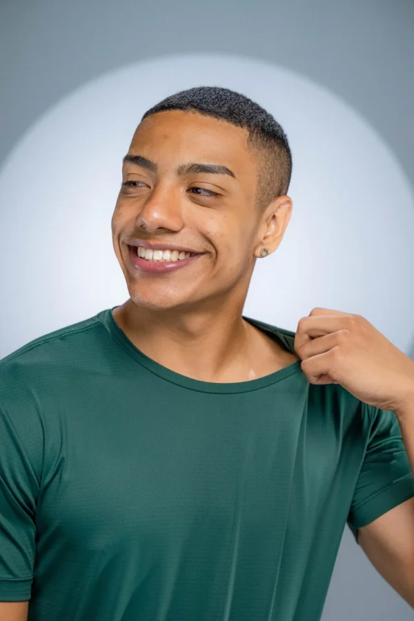 Camiseta Poliamida Verde Musgo - Imagem 9