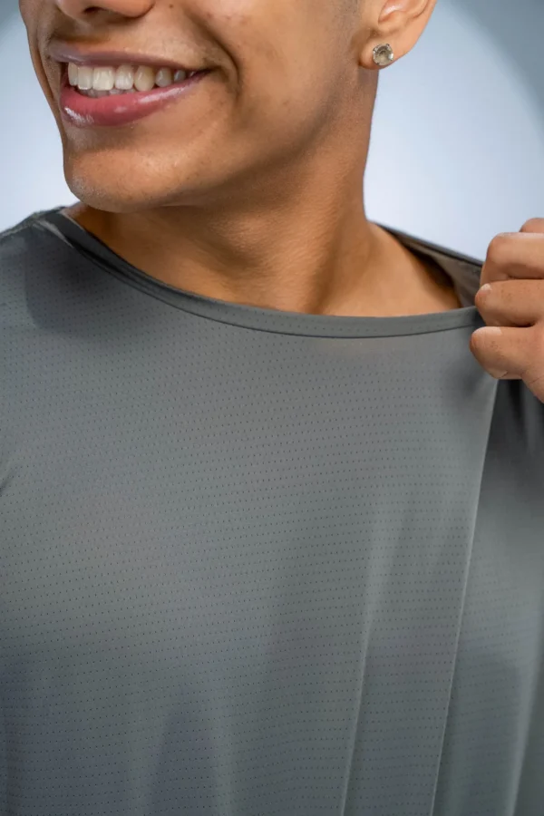 Camiseta Poliamida Cinza Chumbo - Imagem 9