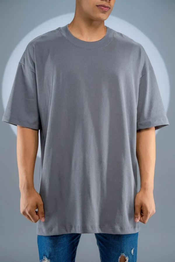 Camiseta Oversized Cinza Chumbo - (240g/m²) - Imagem 4