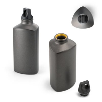 SLATER. Squeeze em alumínio com formato triangular (570 mL)