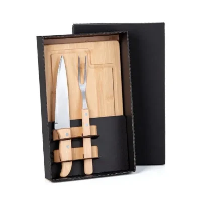 Kit para Churrasco em Bambu e Madeira