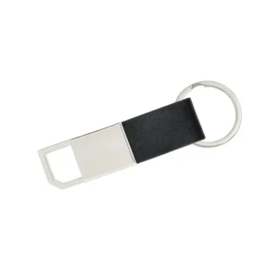 Chaveiro em Metal e Material Sintético Preto com Detalhe personalizado com logo