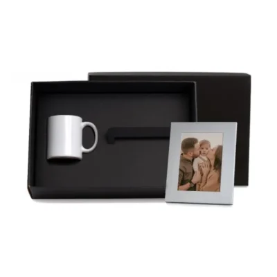 Kit Caneca em Cerâmica Branca e Porta-retrato personalizada com logo