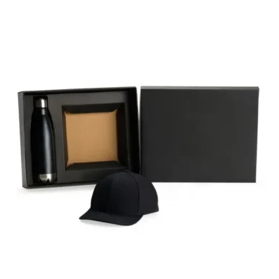 Kit Garrafa e Boné - 2 pçs personalizada com logo