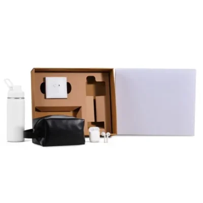 Kit Garrafa, Necessaire e Fone - 3 pçs personalizada com logo